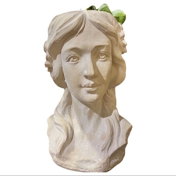 Beautiful Lady Planter Resin Plaster Large Size at 13” Perfect for your monstera - Picture 7 of 8